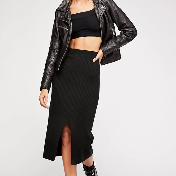 Free People Dresses & Skirts - Free People Black Skyline Midi Skirt